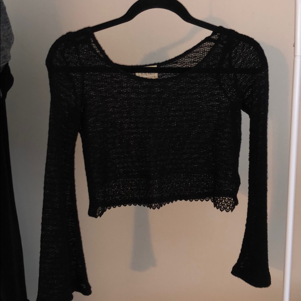 Black knit bell sleeve crop top
